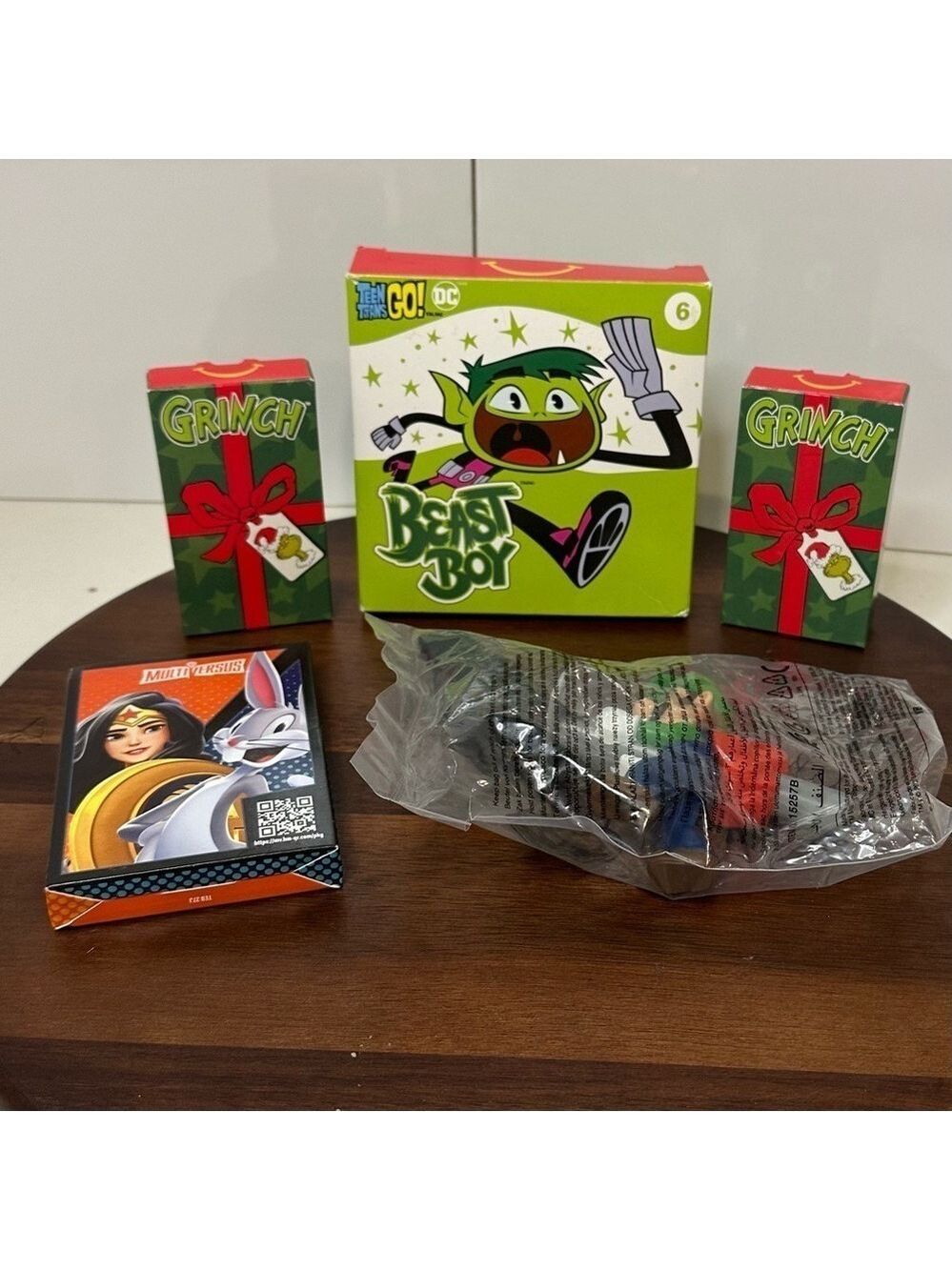 Beast Boy Kids, Grinch Cards, Super Mario and Bugs Bunny/ Wonder Puzzle